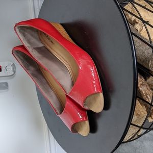 HUSH PUPPIES shoes, brand new w/o tags, size 9.5